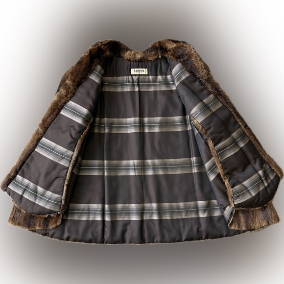Lazarus Cape Brown Muskrat Fur Cape Vintage 1940s Lazarus Columbus Size Large - Picture 2 of 11